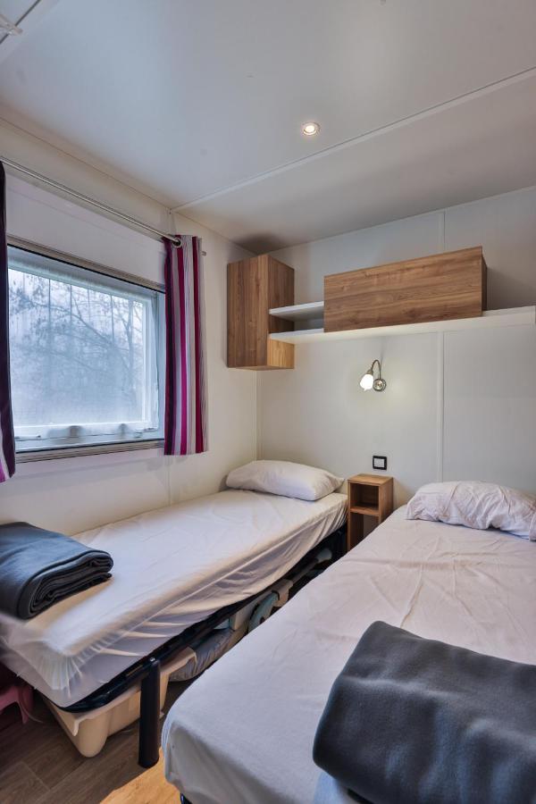 Grand Mobil Home 6 Personnes Climatise Avec 3 Chambres Et 2 Salles De Bains A Munster En Alsace Exterior photo